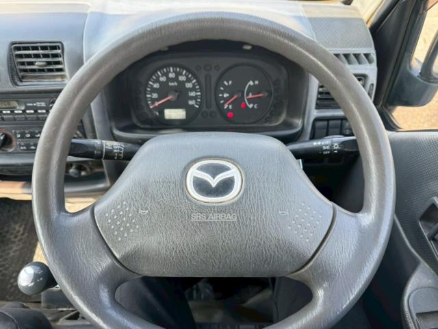 ボンゴトラック(新潟県新潟市南区)