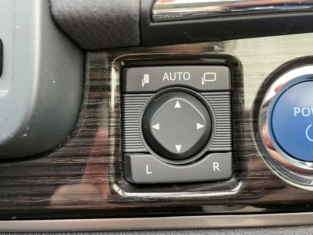 クラウンハイブリッド(新潟県新潟市南区)