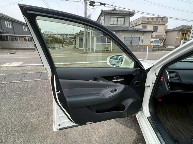 クラウンハイブリッド(新潟県新潟市南区)