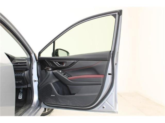 レヴォーグ(新潟県新潟市東区)