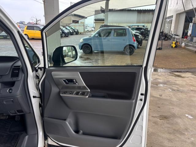 ヴォクシー（新潟県新潟市北区）画像20