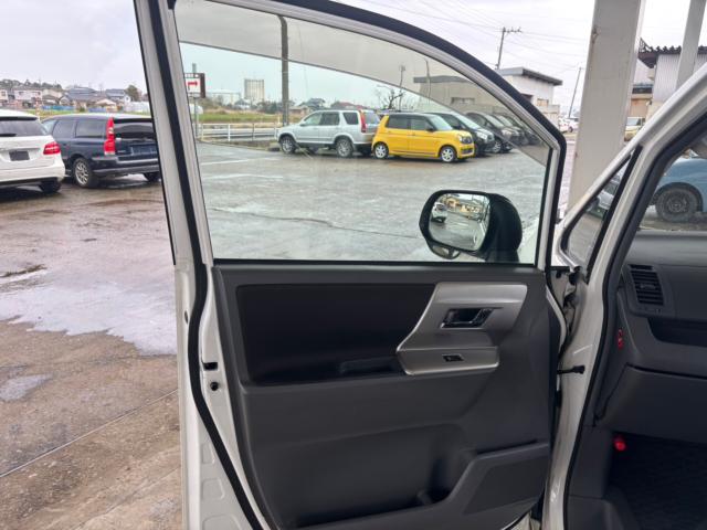 ヴォクシー（新潟県新潟市北区）画像29