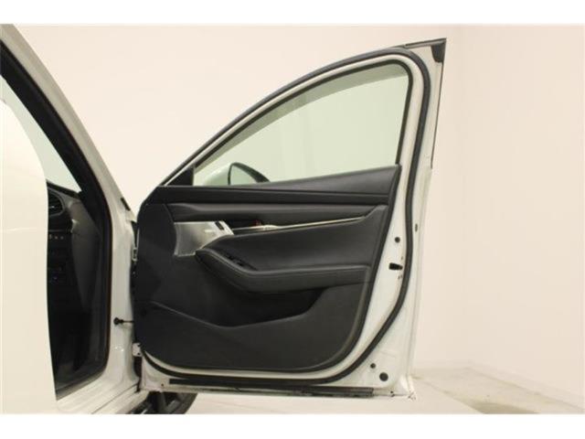 MAZDA3ファストバック(新潟県新潟市東区)