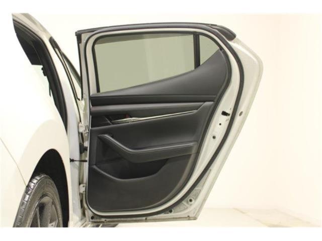 MAZDA3ファストバック(新潟県新潟市東区)