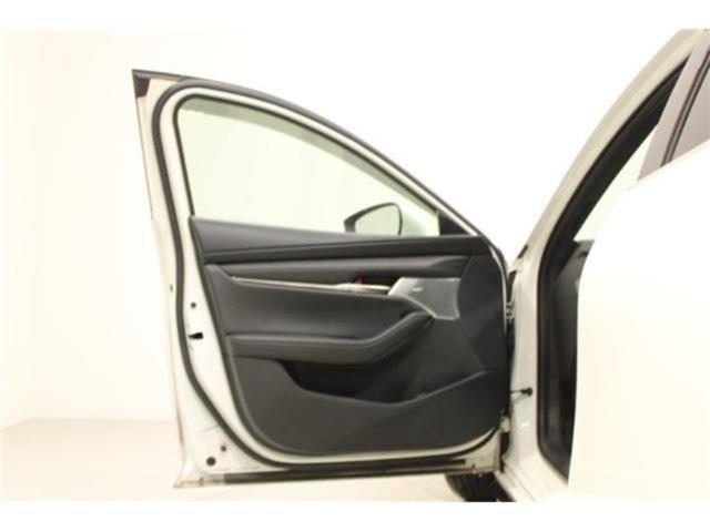 MAZDA3ファストバック(新潟県新潟市東区)