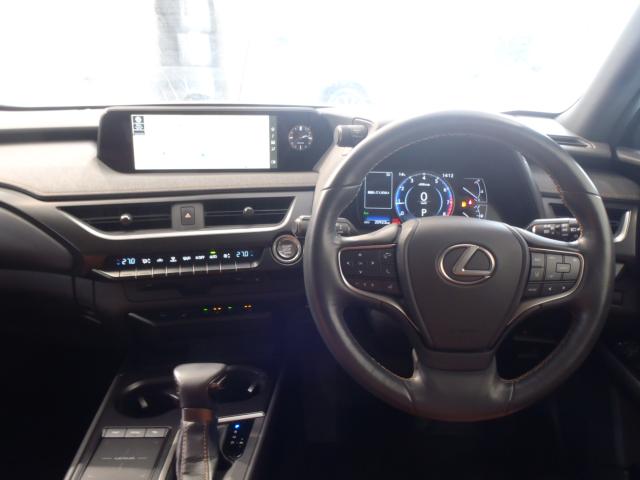 レクサスUX（新潟県新発田市）画像8