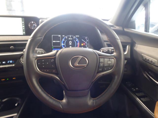 レクサスUX（新潟県新発田市）画像9
