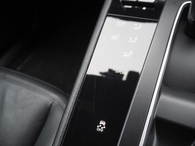 ポルシェマカン（新潟県新潟市西区）