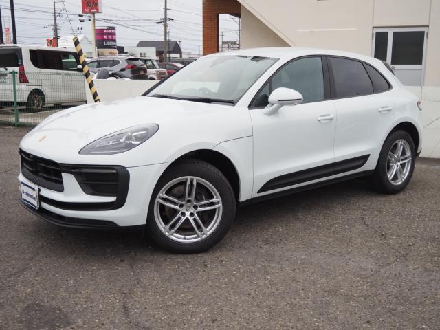 ポルシェマカン（新潟県新潟市西区）