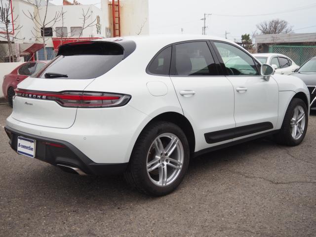 ポルシェマカン（新潟県新潟市西区）