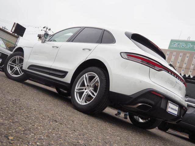 ポルシェマカン（新潟県新潟市西区）