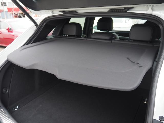 ポルシェマカン（新潟県新潟市西区）