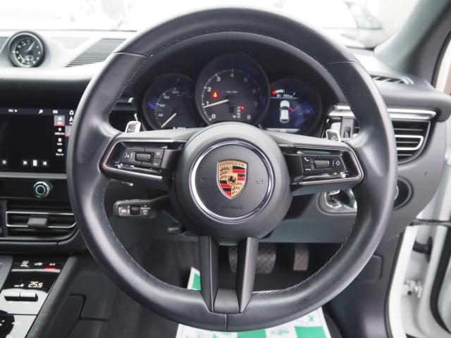 ポルシェマカン（新潟県新潟市西区）