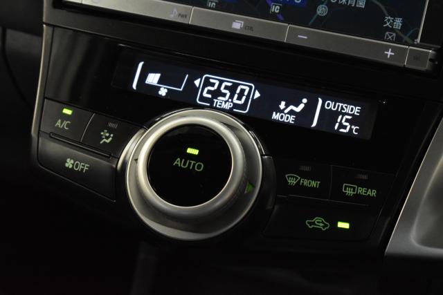 プリウスα（新潟県新潟市西区）画像33