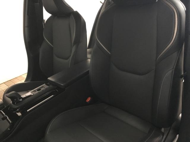 プリウスPHV（新潟県新潟市西区）画像12