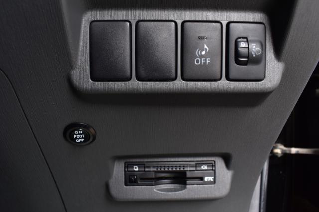 プリウスα（新潟県新潟市西区）画像32