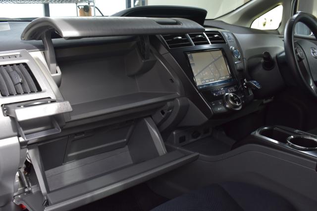 プリウスα（新潟県新潟市西区）画像42