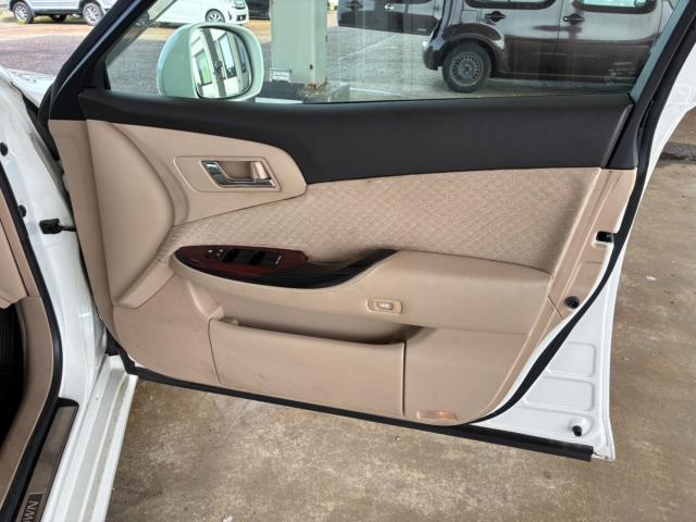 クラウン(新潟県新潟市北区)