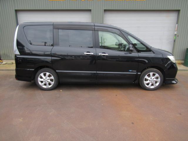 セレナS-HYBRID（新潟県新潟市西区）画像4