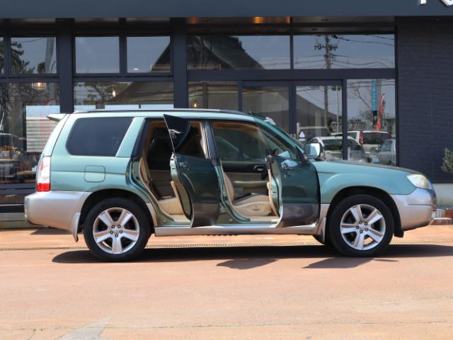 フォレスター（新潟県新潟市中央区）