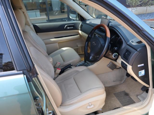 フォレスター（新潟県新潟市中央区）