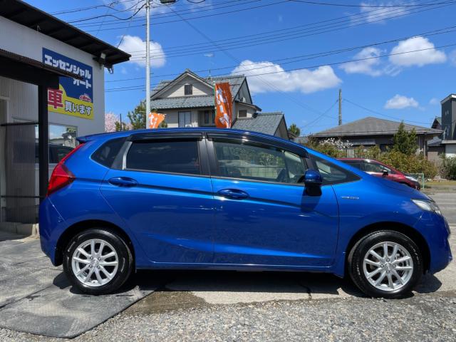 フィットハイブリッド（新潟県新潟市南区）