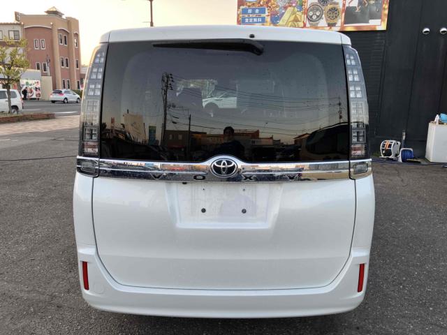 ヴォクシー（新潟県新潟市中央区）画像6