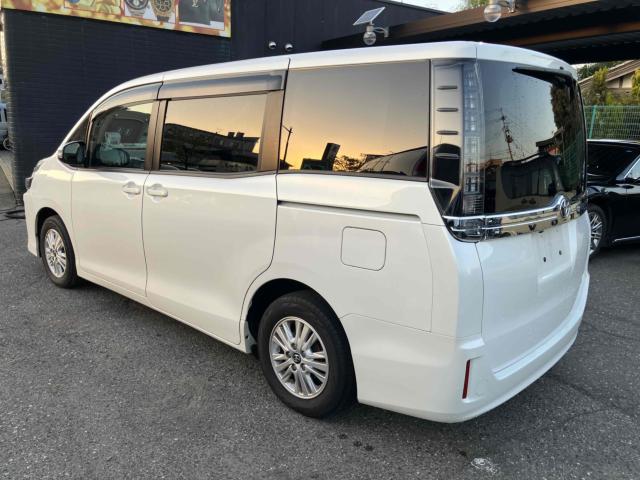 ヴォクシー（新潟県新潟市中央区）画像7