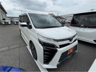 ヴォクシー 2.0 ZS 煌 ALPINE9インチナビ 7人乗り 地デジTV 両側パワースライドドア バックカメラ ETC LEDヘッドライト トヨタセーフティセンス クルーズコントロール