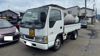 タンクローリー