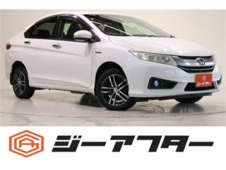 グレイス 1.5 ハイブリッド EX 4WD ナビ/地デジ/LEDヘッドライト/クルーズコントロール/シートヒーター/衝突軽減ブレーキ/安心パッケージ/禁煙車/スマートキー/コンフォートビューパッケージ/