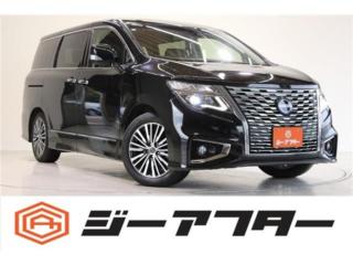 エルグランド 2.5 250ハイウェイスターS 4WD レンタアップ/茶半革シート/純正OPナビ/両側電動スライドドア/エマージェンシーブレーキ/バックカメラ/ETC/LEDヘッドライト/オートライト/Blueto