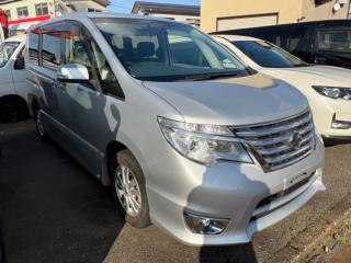 セレナ 2.0 ハイウェイスター Sエディション