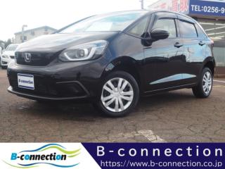 フィットホーム 4WD Hセンシング 純正ナビ Bカメラ