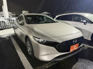 MAZDA3ファストバック 1．5 15C 4WD 禁煙車 純正8．8インチナビ バックカメラ レーダークルーズコントロール クリアランスソナー アイドリングストップ LEDヘッドライト フロントフォグライト ETC Bluet