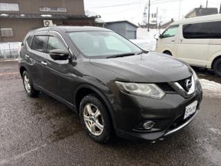 エクストレイル 2．0 20X エマージェンシーブレーキパッケージ 2列車 4WD