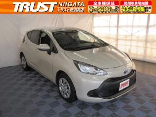 アクア X 関東車 ナビ BTオーディオ バックカメラ