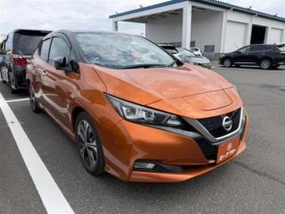 リーフ G 禁煙車 純正9インチナビ 全周囲カメラ フルセグTV プロパイロット シートヒーター ETC LEDヘッドライト ステアリングヒーター デジタルインナーミラー ブラインドスポットモニター フォグラ