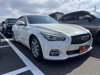 スカイラインハイブリッド 3．5 350GT ハイブリッド タイプP BOSEサウンド メーカー8インチナビ フルセグTV 全周囲カメラ レーダークルーズコントロール ブラインドスポットモニター 黒革温熱シート 純正17インチ