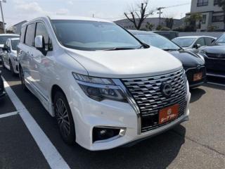 エルグランド 2.5 250ハイウェイスターS 禁煙車 純正ナビ フルセグTV バックカメラ ハーフレザーシート オートクルーズコントロール 両側電動スライドドア 純正18インチアルミホイール ETC Blueto