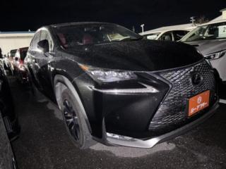 レクサスＮＸ 200t Fスポーツ 禁煙車 3眼LEDヘッドライト 純正ナビ フルセグTV バックカメラ クルーズコントロール 温冷赤革シート ステアリングヒーター メモリ付パワーシート 電動リアゲート フォグライ
