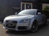 アウディ TTクーペ 2．0 TFSI Sラインパッケージ 19AW