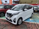 デイズ ハイウェイスターX 4WD ディスプレイオーディオ