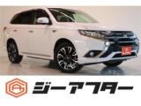 アウトランダーPHEV 2．0 G ナビパッケージ 4WD 純正ナビ地デジ全周囲カメラ純正18インチAWシートヒーター電動リアゲート／衝突軽減ステアリングヒーターレーダ-クル-ズコントロ-ルETCパワーシートパドルシフトLE