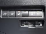 パワーバックドア　ステアリングヒーター　オートマチックハイビーム　ＥＴＣ２．０車載器