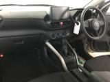 ☆　★　☆　★　　　納　得　の　内　外　装　仕　上　げ　済　み　車　　　☆　★　☆　★トラストでは外装の修理はもちろん、内装汚れやシートシミの除去、フロアマットの洗浄等行ってから販売しております！