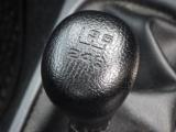 ・４ＷＤ<br>・ターボ<br>・５速マニュアル<br>・タイミングベルト交換済（Ｒ１年４月１１日　100728ｋｍ）<br>・背面タイヤ<br>・リアスポイラー<br>・クリアテール<br>・メッキアウターハンドル<br>・フォグライト<br>・純正１５インチアルミホイール<br>・デフロックスイッチ<br>・CDオーディオ<br>・ＥＴＣ<br>・レベライザー<br>・キーレス<br><br> 等、装備充実の一台です！<br><br> 是非一度現車を確認しにご来店頂ければと思います！