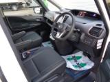 当社、販売車輌はすべてご納車後、３ヶ月または３，０００ｋｍまで無料保証付です。万一の場合でも、安心してお乗りいただけます。