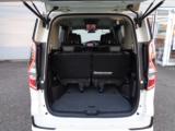 自動車の任意保険もお任せください。車のプロがトータルサポートさせていただきます。