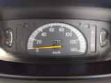 速度計が大きく配置されたメーターパネル♪大きくて見やすく安心です♪